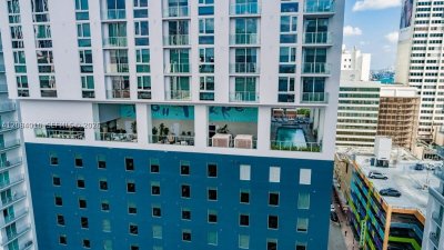 YotelPad Miami Apt #3001