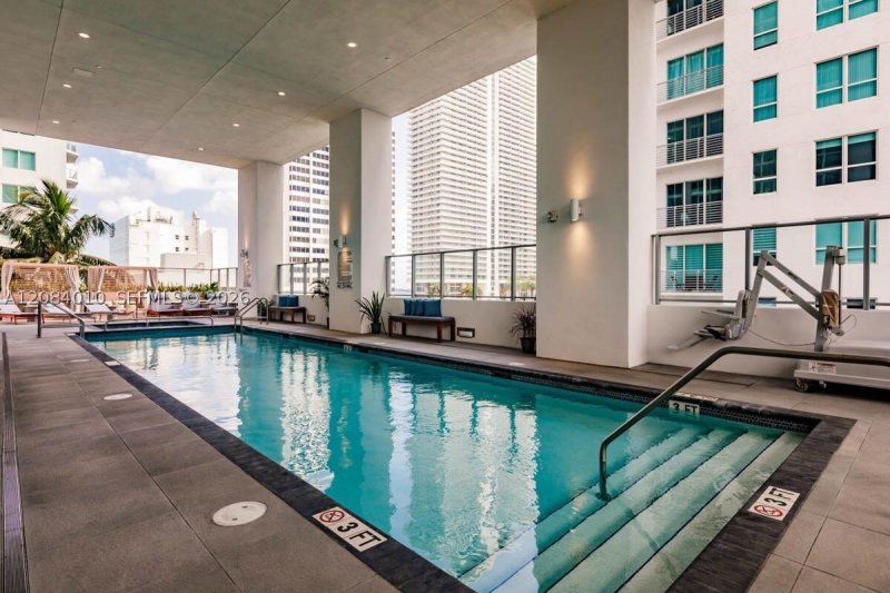 Comprar apartamento no YotelPad Miami 3001