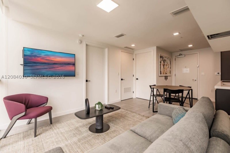 Comprar apartamento no YotelPad Miami 3001