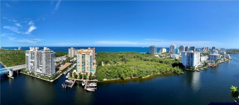 Condo for sale at The Corinthian 21A