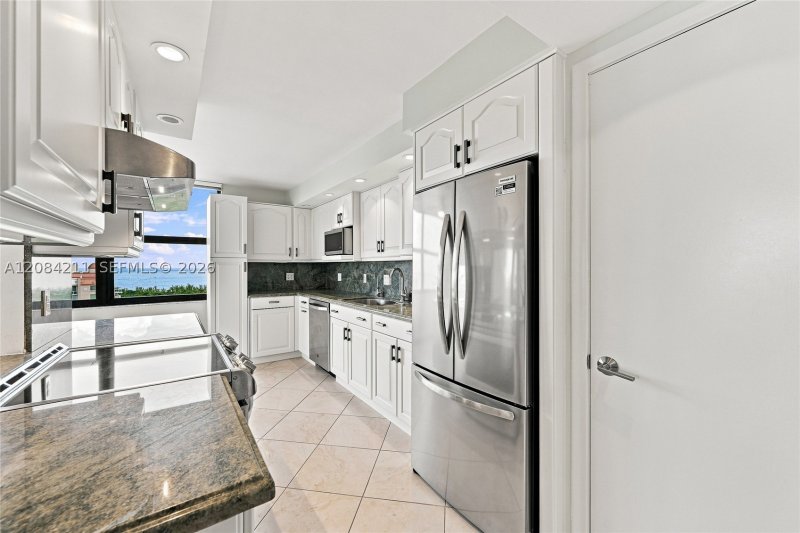 Condo for sale at The Corinthian 21A