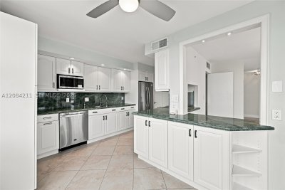 Comprar apartamento no The Corinthian 21A