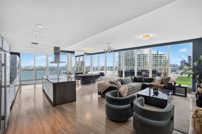 Comprar apartamento no Paramount Bay 3708