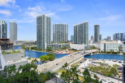 Aluguel de apartamento no Brickell City Centre Reach 910