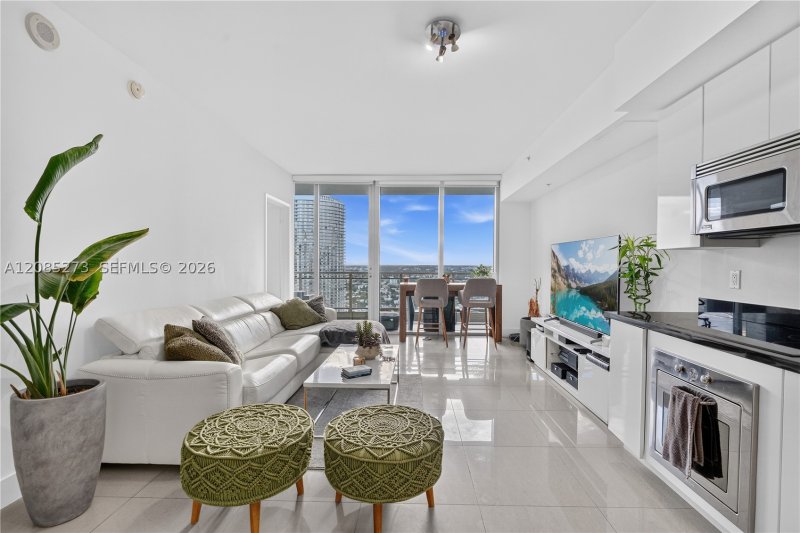 Comprar apartamento no Mint at Riverfront 4407