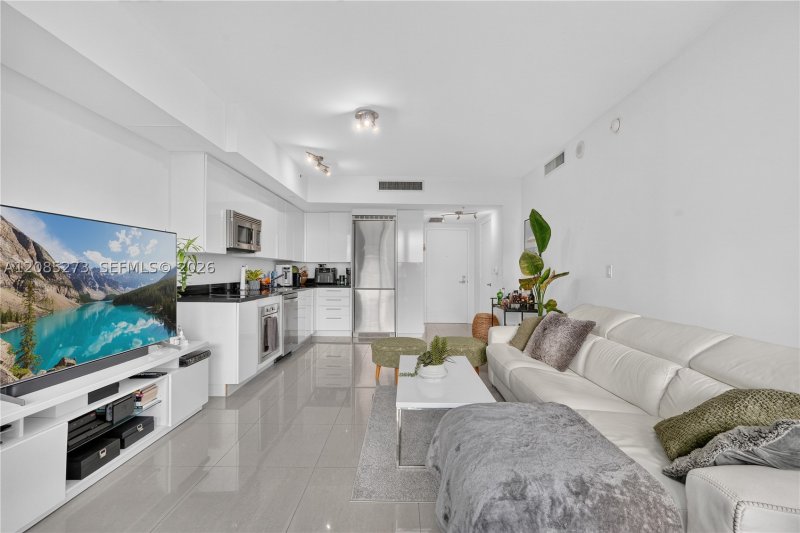 Comprar apartamento no Mint at Riverfront 4407