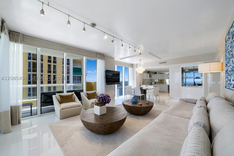 Condo for sale at Acqualina Resort & Spa 3406