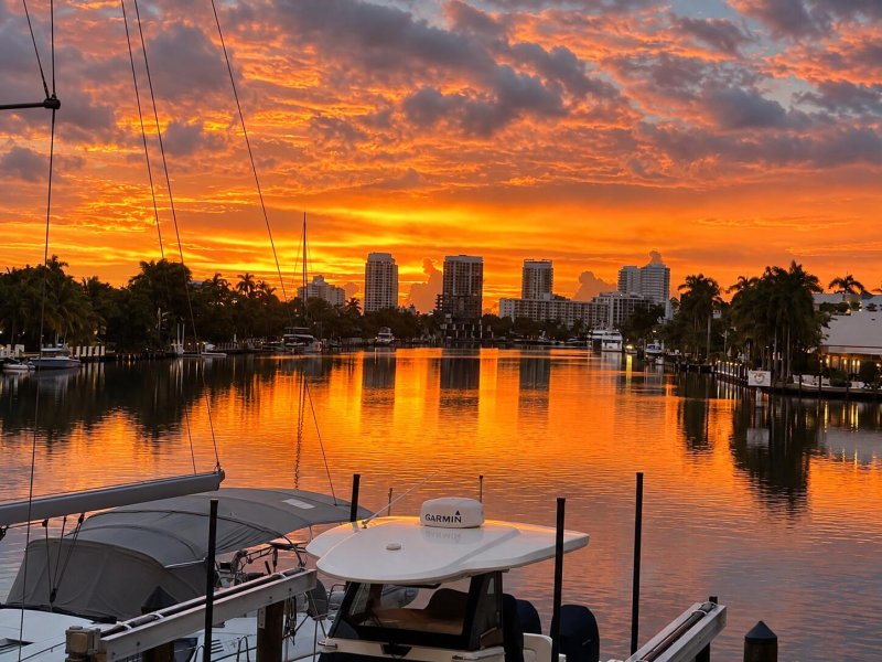 Condo for sale at Aria Las Olas 2C