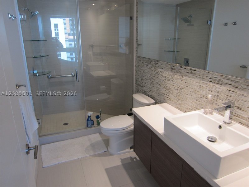 Apartment for rent at Brickell Ten 908