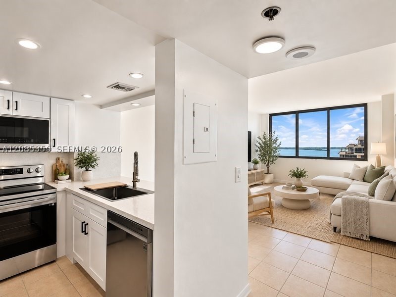 Apartment for rent at Brickell Key Two 1603