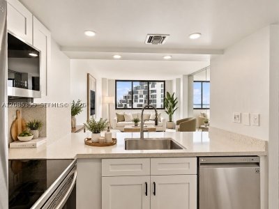 Aluguel de apartamento no Brickell Key Two 1603