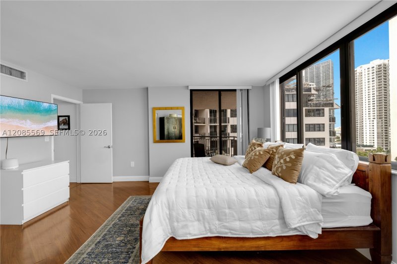 Property photo # 3