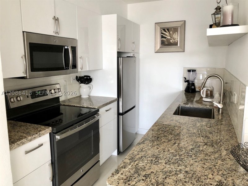 Property photo # 6