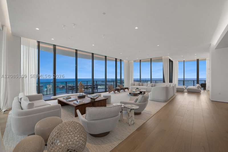 Condo for sale at Five Park Miami Beach 4501