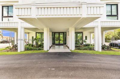 Aluguel de apartamento no 1600 South Bayshore Lane 4C