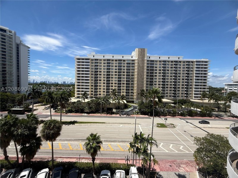 Apartment for rent at Oceanside Plaza 7Z