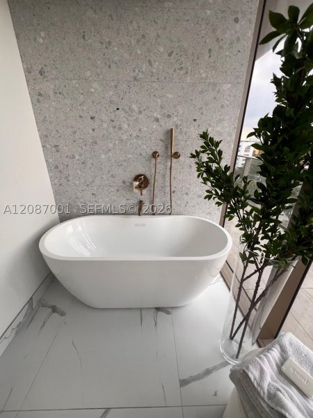 Condo for sale at Mr. C Residences Tigertail Tower 502