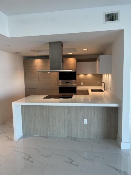 Condo for sale at Marina Palms Yacht Club 1903
