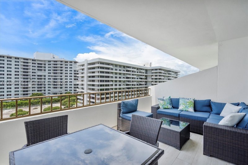 Alquiler de apartamento en Commodore Club East 807