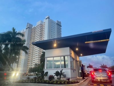 Comprar apartamento no One Fifty One at Biscayne 701