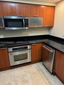 Comprar apartamento no One Fifty One at Biscayne 701