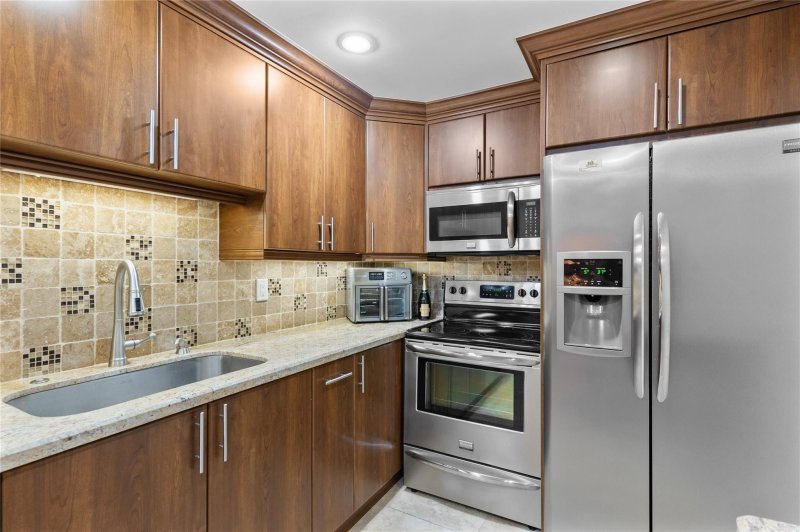 Property photo # 9