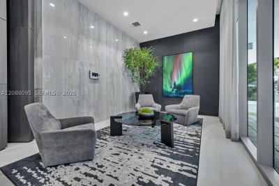 Aurora Apt #1003