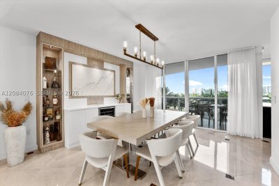 Comprar apartamento no Ocean Three 606