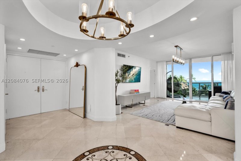 Comprar apartamento no Ocean Three 606
