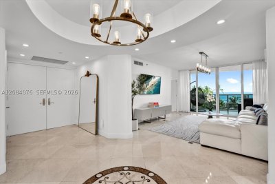 Comprar apartamento no Ocean Three 606