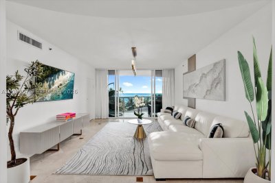 Comprar apartamento no Ocean Three 606
