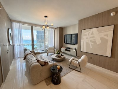 Comprar apartamento no Aston Martin Residences 1605W