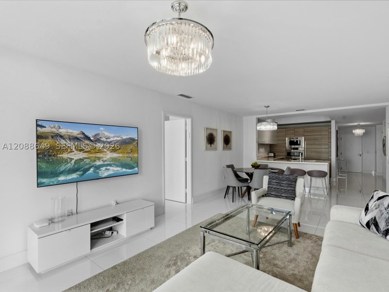 Comprar apartamento en Parque Towers at St. Tropez 4-2506
