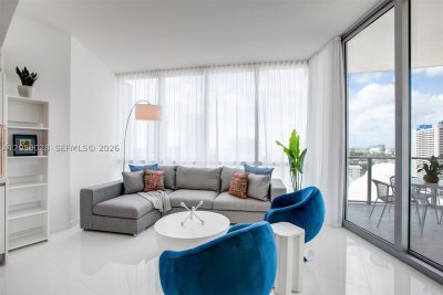 Paramount Miami WorldCenter Apt #1810