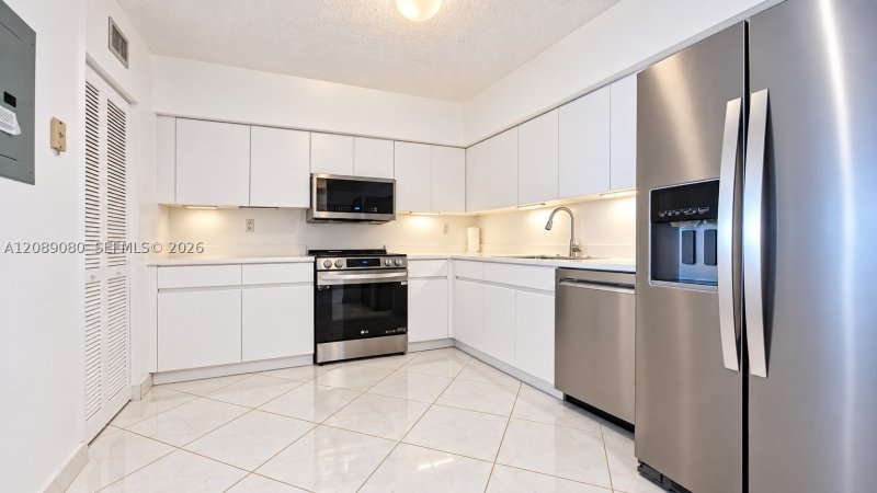 Property photo # 9