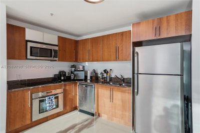 Comprar apartamento no Aston Martin Residences T-3509