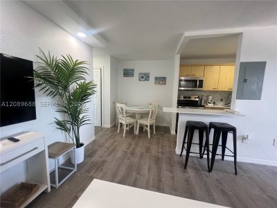 Comprar apartamento en Bayshore Yacht Tennis Club 616