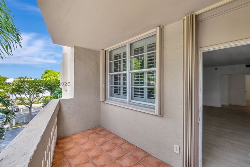 Comprar apartamento en Gables Waterway Towers 327