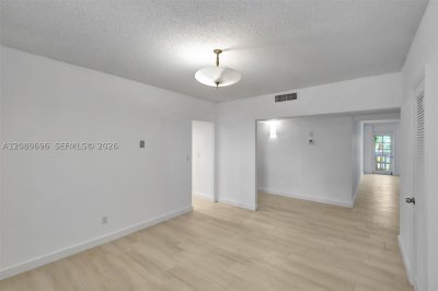 Comprar apartamento en Gables Waterway Towers 327