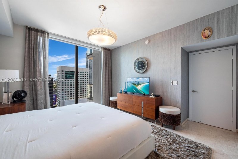 Property photo # 9