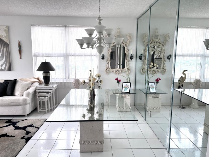Condo for sale at Coral Ridge Towers North 1015