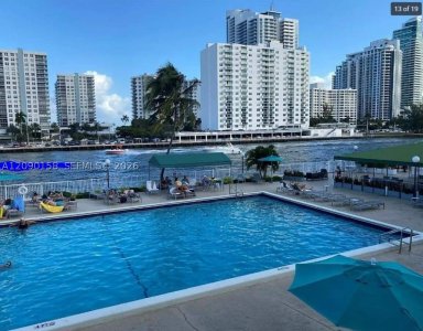 Aluguel de apartamento no Oceanview Park 311
