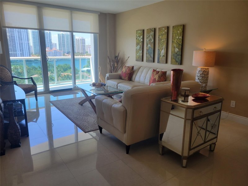 Condo for sale at Ocean Reserve 1218