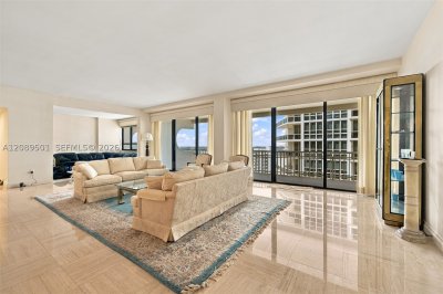 Comprar apartamento en Kenilworth 1704