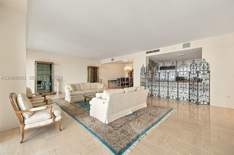 Condo for sale at Kenilworth 1704