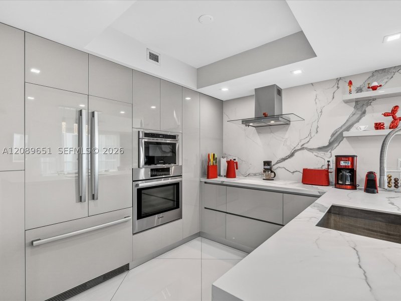 Comprar apartamento en St Tropez I II and III 3-1004