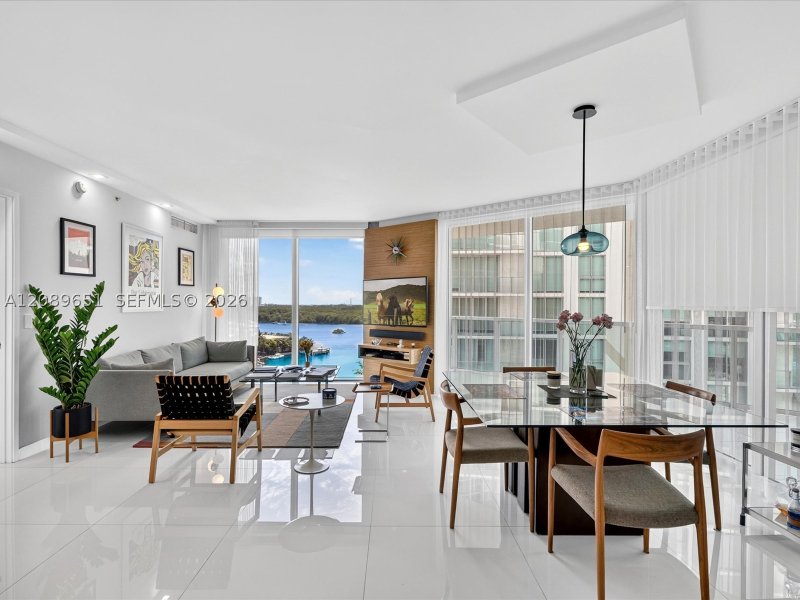 Comprar apartamento en St Tropez I II and III 3-1004