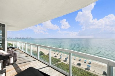Comprar apartamento en Akoya 1103