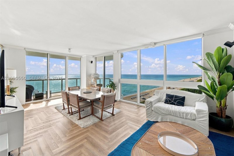 Comprar apartamento en Akoya 1103