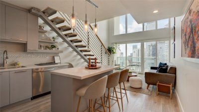 Comprar apartamento no Brickell on the River South 2212
